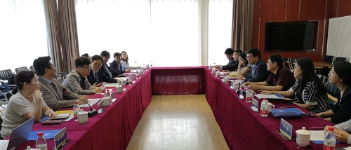 座谈会现场 座谈会现场