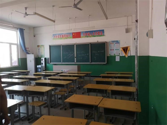 盐山育红中心小学书法活动室 盐山育红中心小学书法活动室
