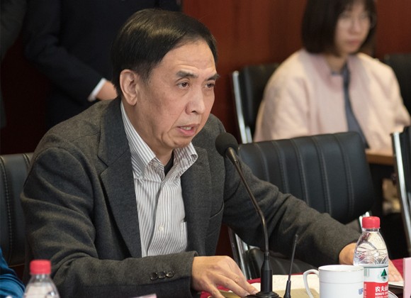 国防大学国家安全学院副院长唐永胜少将作主旨发言 国防大学国家安全学院副院长唐永胜少将作主旨发言
