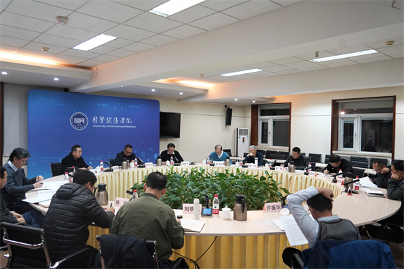 4 4