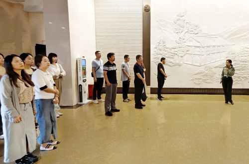 实践团参观西柏坡纪念馆 实践团参观西柏坡纪念馆